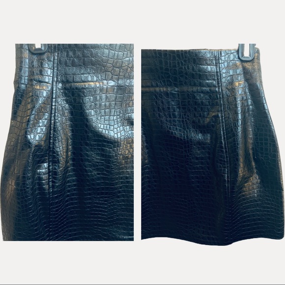 ZARA Faux Leather Croc Printed Button Up Skirt (XS) - Picture 6 of 10